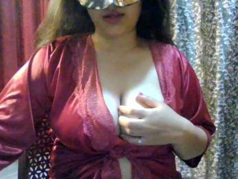 Naughtyladki webcam model stream image