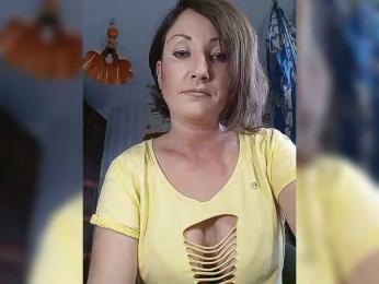 8BESTGirl8 webcam model stream image