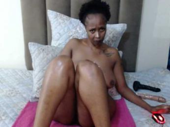 DARKNLOVELYxxx99a webcam model stream image