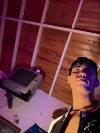 Mauuu18 webcam model stream image