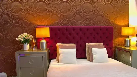 IrisMonn webcam model stream image