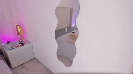 luisah_ webcam model stream image