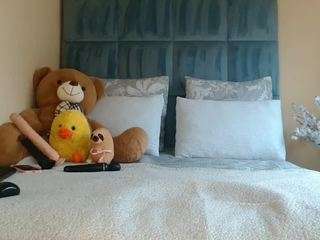 melons2001 webcam model stream image