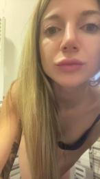 emilychannel webcam model stream image