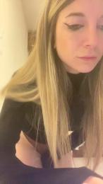 emilychannel webcam cam4 model stream image