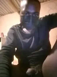 Reajune2001 webcam model stream image