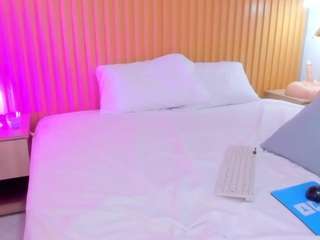 danaalamiri webcam model stream image