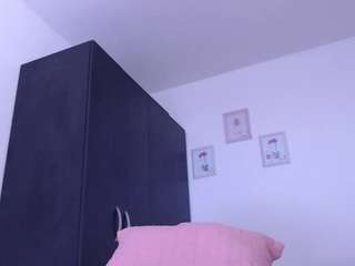 kinky-mia webcam model stream image