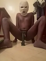 K_swan webcam model stream image