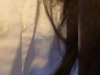 FurElisse webcam model stream image