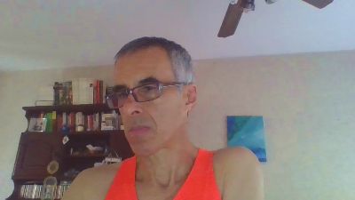 hugobaires69 webcam model stream image