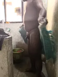 RNlov webcam model stream image