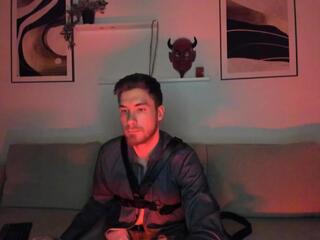 Harvey Wiliams webcam model stream image