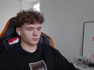 Dany Davis webcam flirt4free model stream image