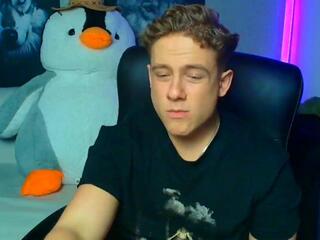 Zeke Carter webcam model stream image