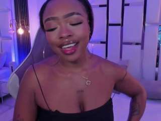 miia-schwarz webcam model stream image