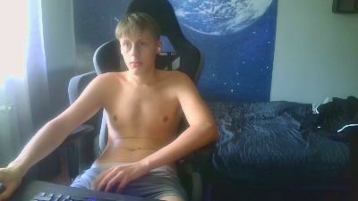 looverboy18y webcam model stream image