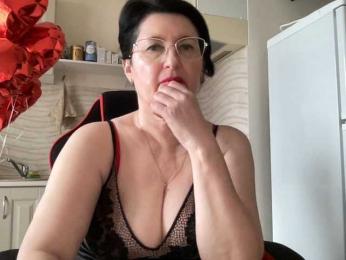 HotMilfPussy webcam model stream image