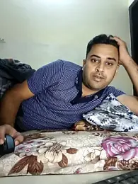 ITZ_GURU webcam stripchat model stream image