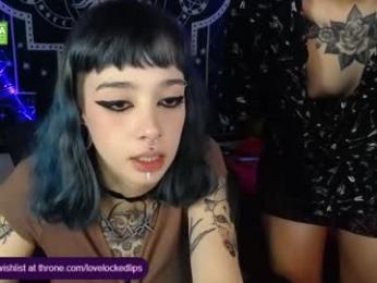 lovelockedlips webcam model stream image