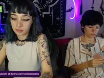 lovelockedlips webcam model stream image