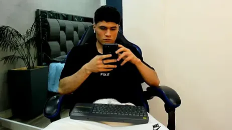 roan_birkin webcam stripchat model stream image