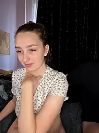 Sweet_Little_Lie webcam stripchat model stream image