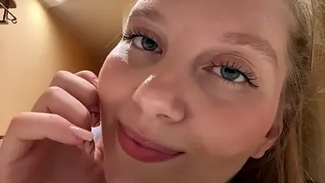 LilaDalziel webcam stripchat model stream image