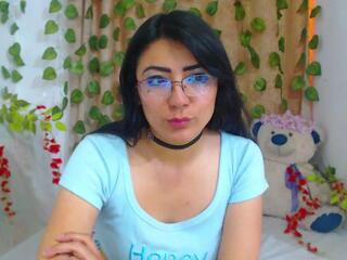 Alizon Cherry webcam model stream image