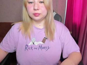 MilkaFoxy webcam model stream image