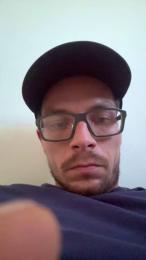 Symon34 webcam model stream image