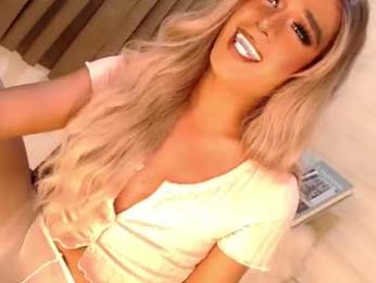 velvet_fux webcam model stream image