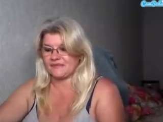 dianacrystal webcam model stream image