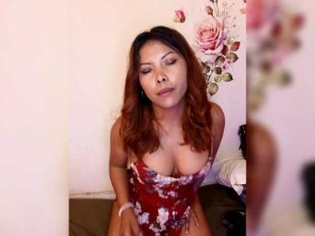 Doudou261 webcam model stream image