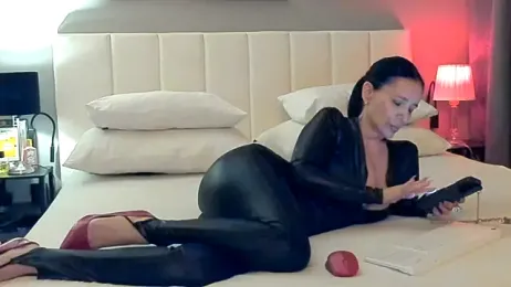 simonacavali webcam model stream image