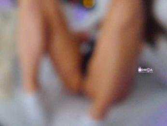 kinsi webcam bongacams model stream image