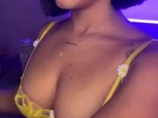 macarenna1 webcam model stream image