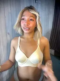 Lovely_Daugs webcam model stream image