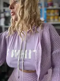 sammyqueenx21 webcam stripchat model stream image