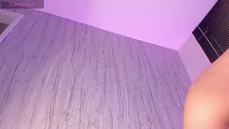 LaiilyBell12 webcam stripchat model stream image