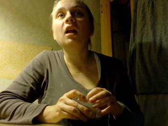 Frummi webcam model stream image