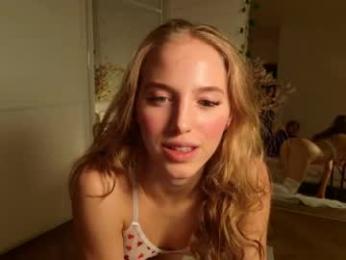 sofiaaaxoxoxo webcam model stream image