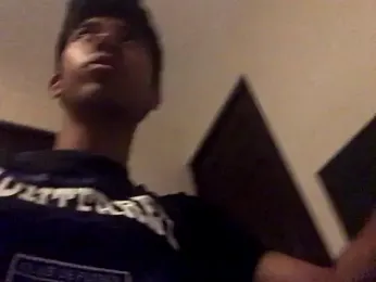 Mangopitudo webcam model stream image