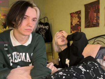 VeryRareTwins webcam model stream image