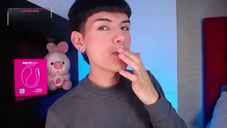 Ezra_Storm webcam model stream image