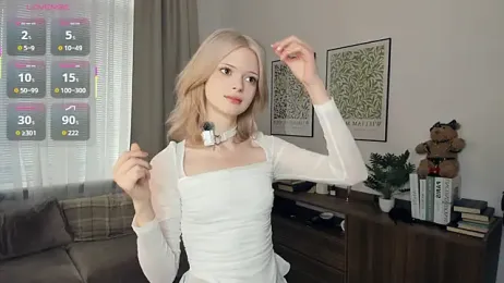 LaureMestler webcam stripchat model stream image