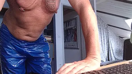 munichrubber webcam model stream image