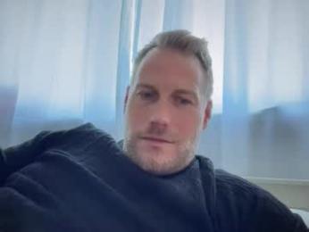 chris2024x webcam model stream image