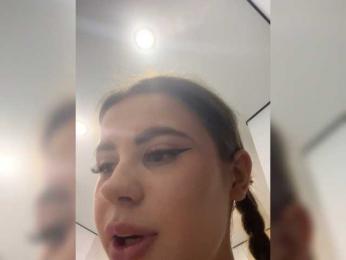 Vik04ka webcam model stream image