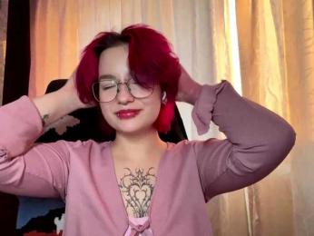 YoungAvenoso webcam model stream image